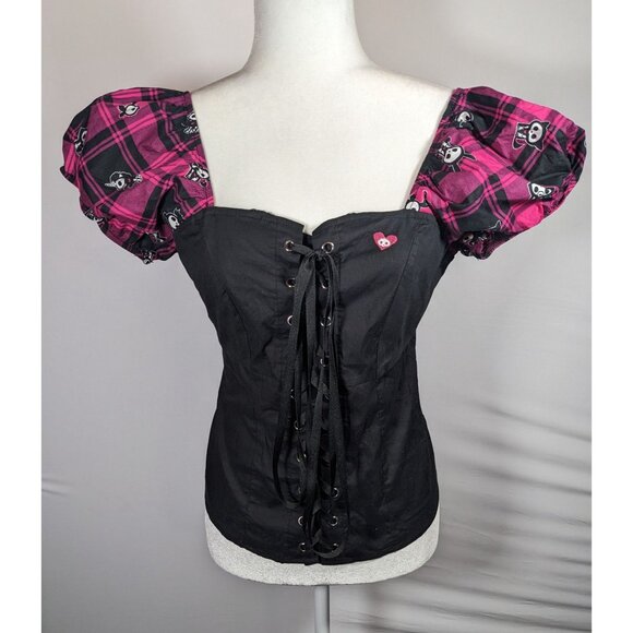 Skelanimals Gothic Laced Front Puff Sleeve Black And Magenta Top - Picture 5 of 7